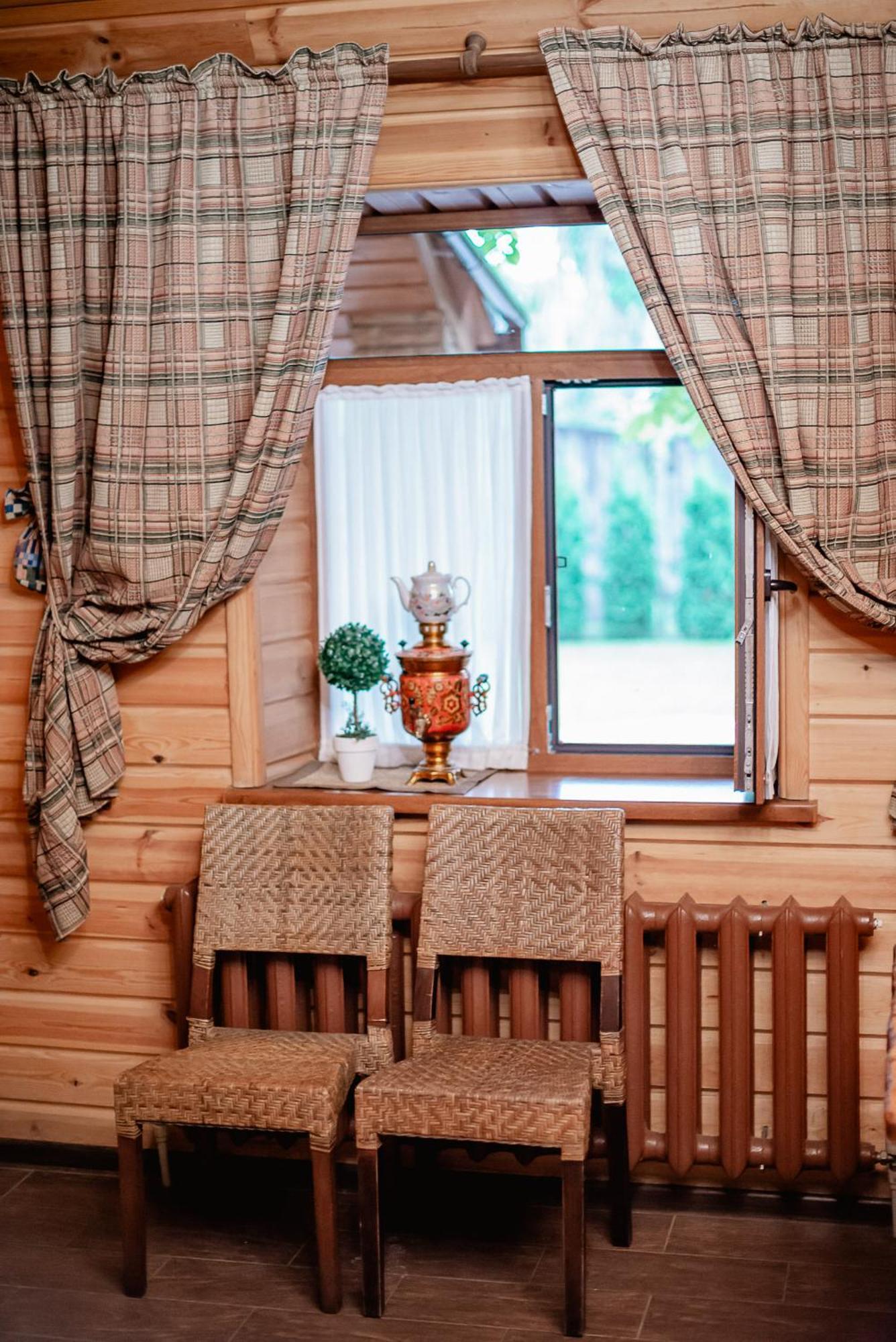Hotel Bannyi Dvir Uzyn Exteriér fotografie